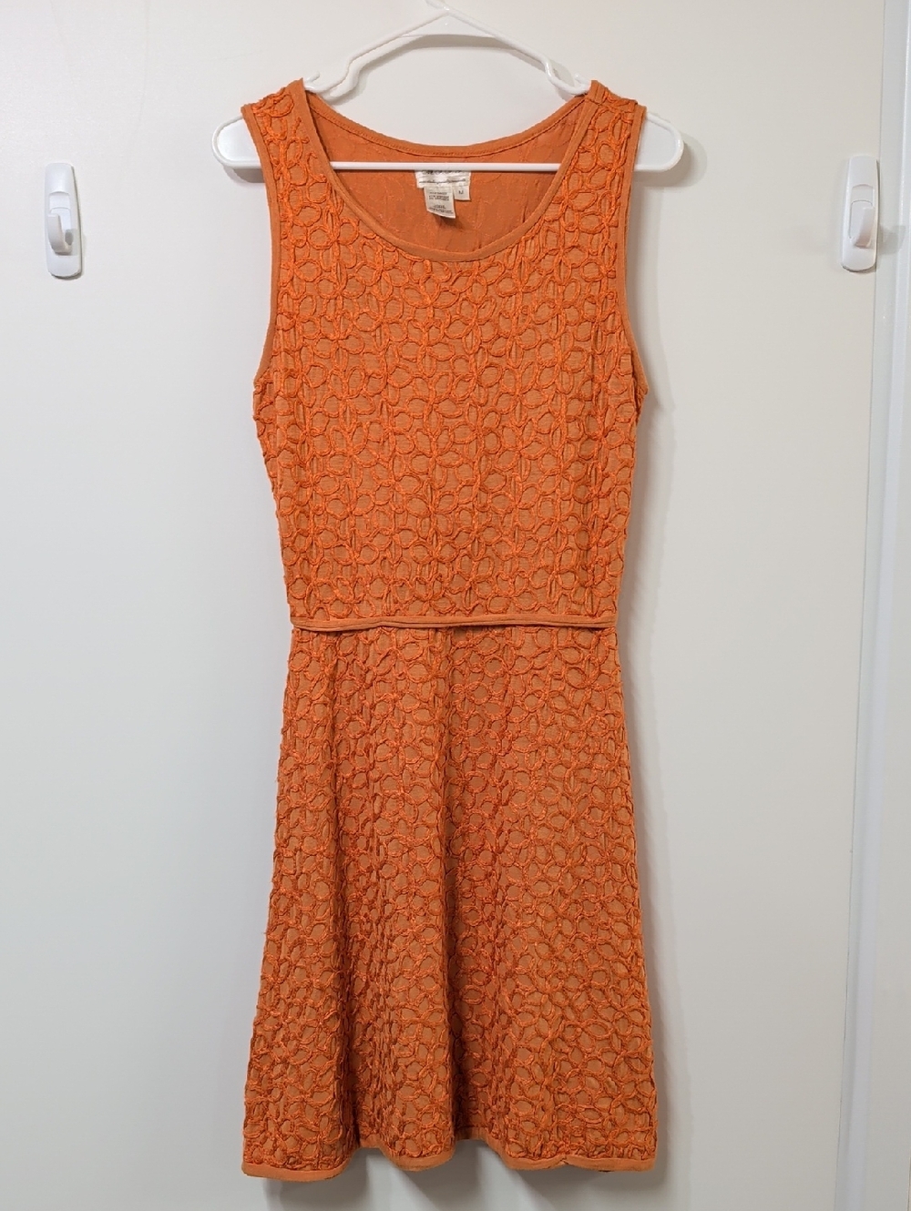 Max Studio Specialty Rust Crochet Overlay Midi Dress Size Medium
